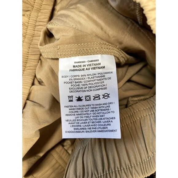 Nike NSW Tech Woven Colorblock Oversized Pants Size Medium Men Beige HM7158-297 - Picture 5 of 7